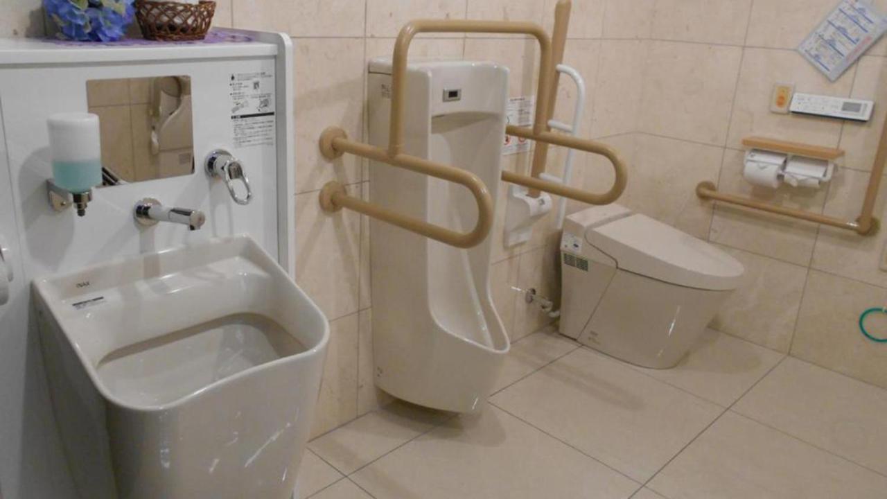 Toyoko Inn Shin-Aomori-Eki Higashi-Guchi 外观 照片