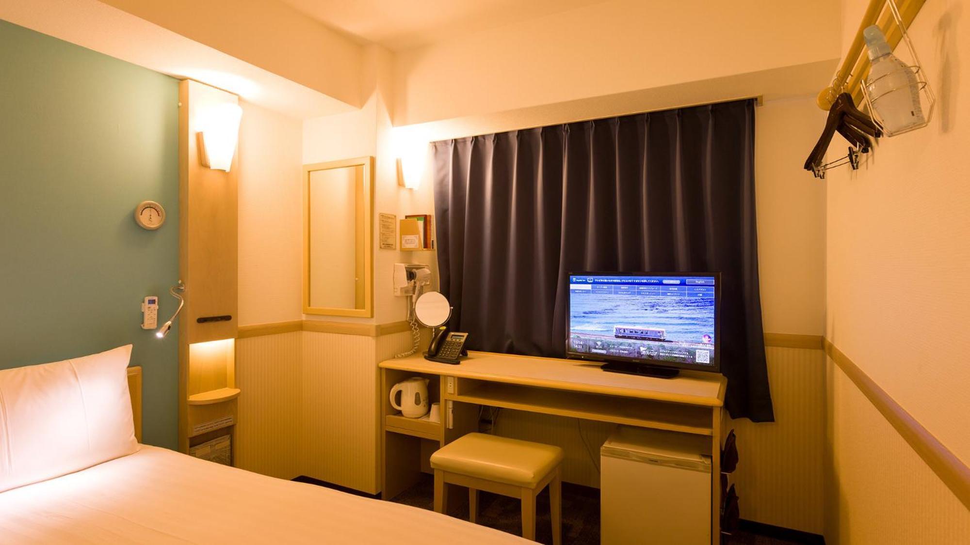 Toyoko Inn Shin-Aomori-Eki Higashi-Guchi 客房 照片